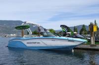 Okanagan luxury boat club image 1